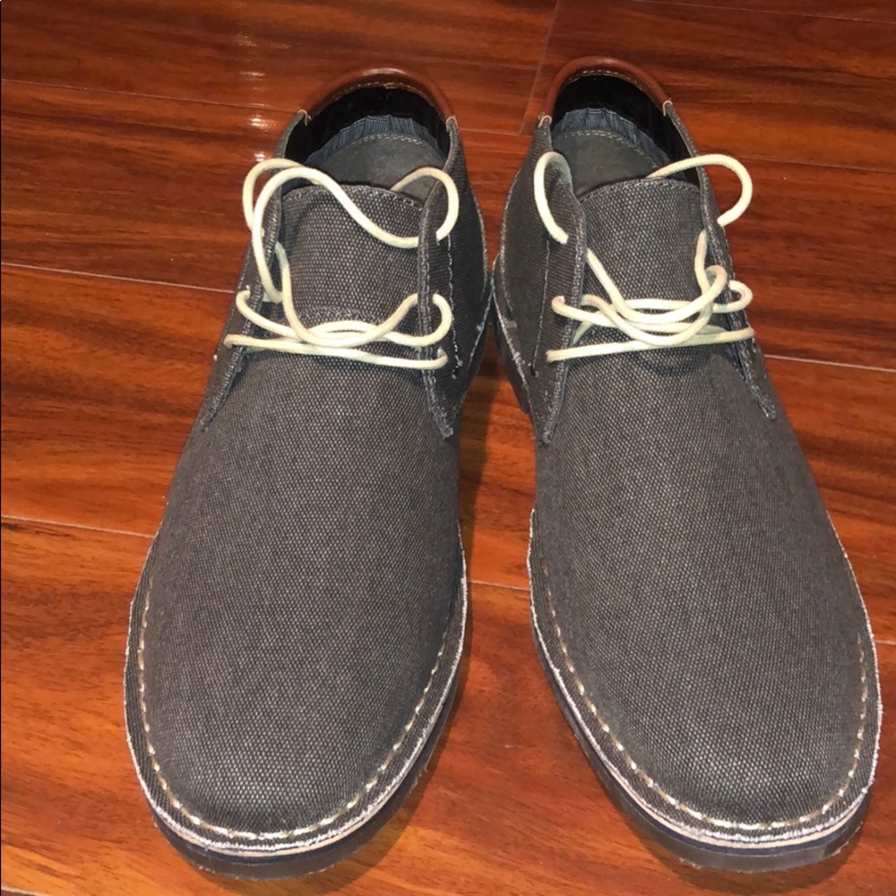 Brand new Kenneth Cole reaction shoes